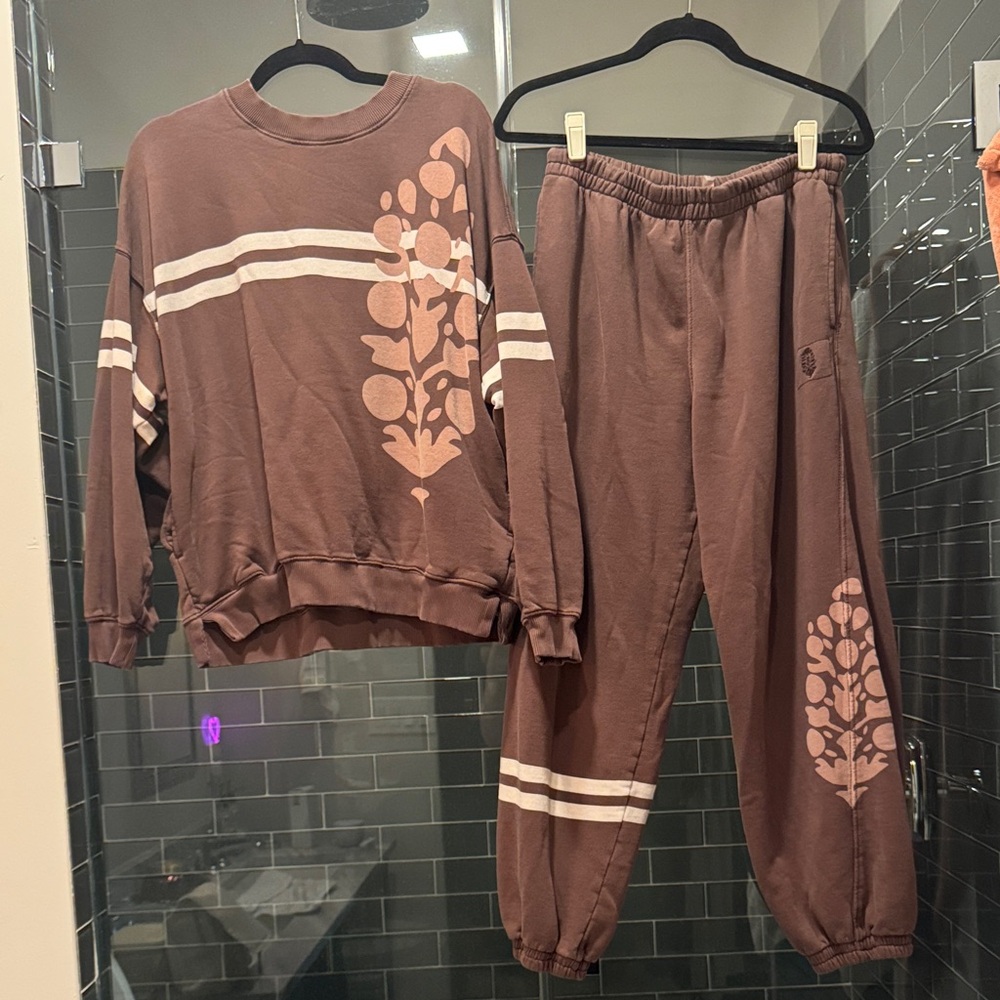 FP Movement by Free People All Star Logo Set